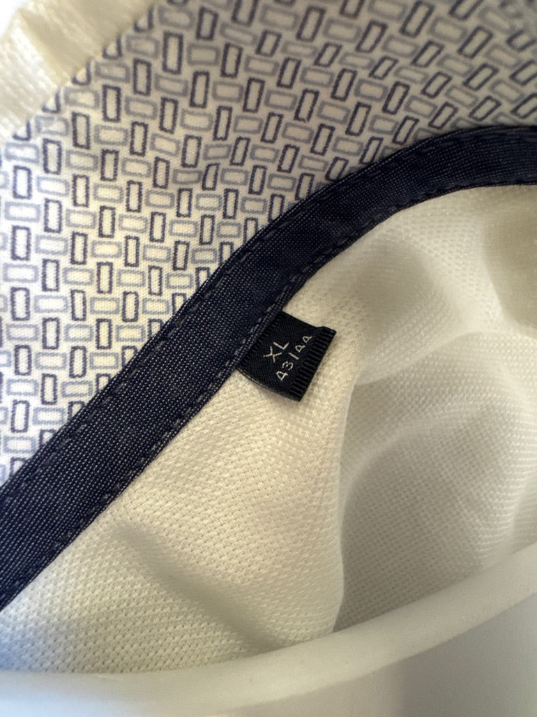 Hvid skjorte str. XL